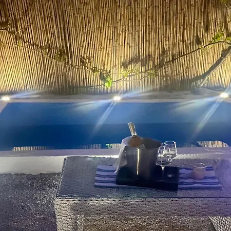 Holiday home Oasis With A Hammam Style Bath On Samos Island Naxos City