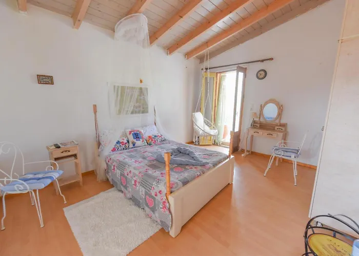 Oasis With Private Hammam-style Bath, Mini Golf Feriehus *